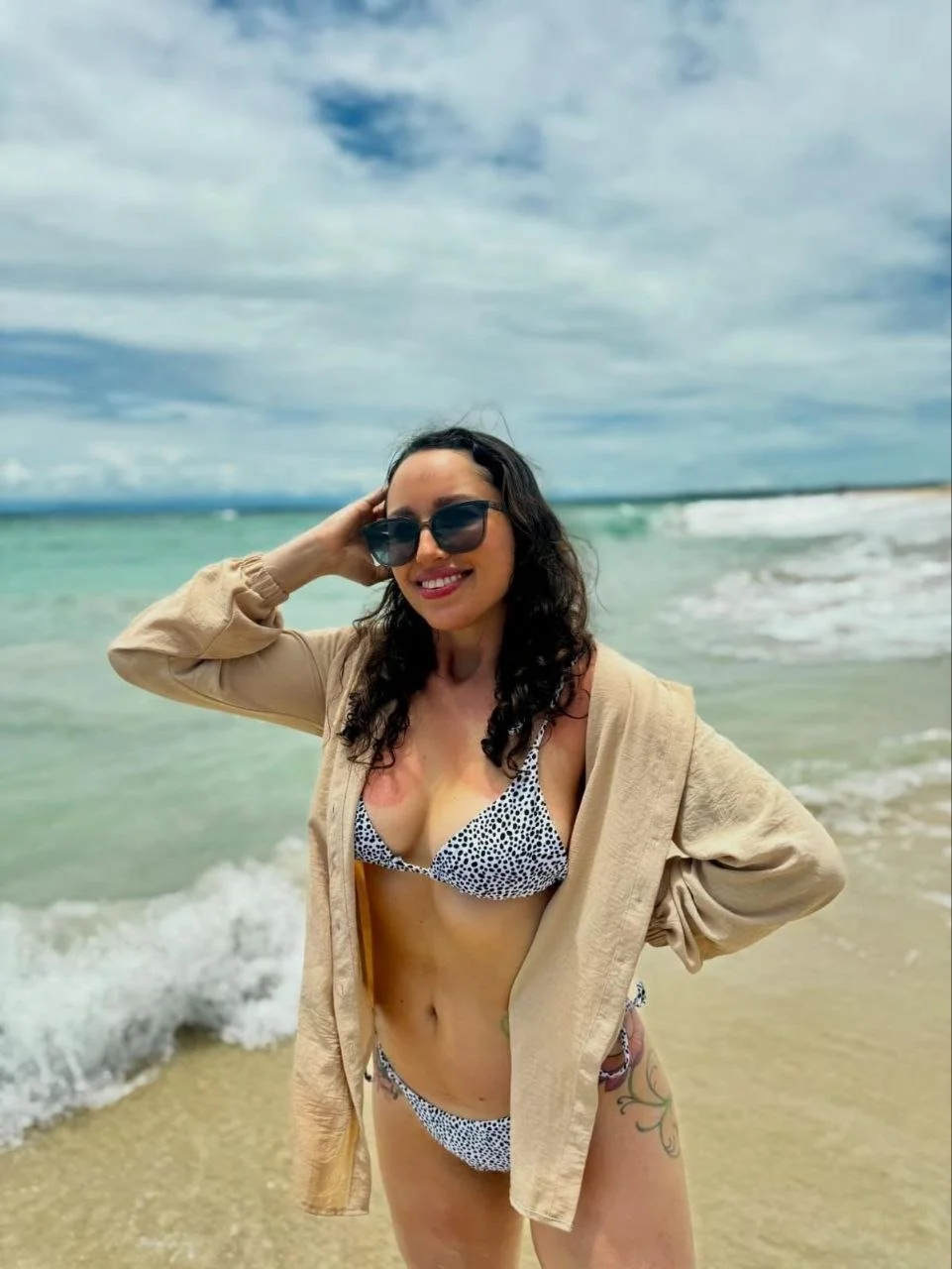 Costa Rica Bikini Eugenia image 4