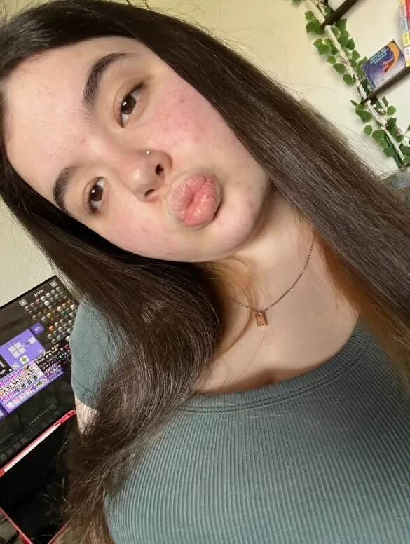 Big tit whore Delaney - Dm if you can tribute her image 2