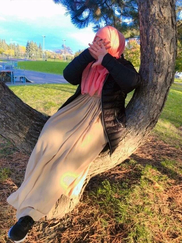 Pakistani Young Chubby Girl Zahra.Guess her pussy Colour.More Collection will be upload soon. image 5