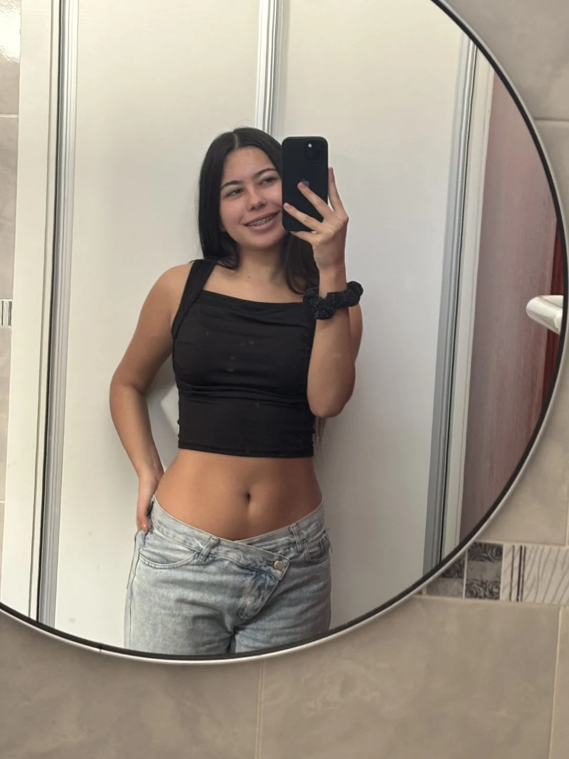 Just a freaky highschool Latina teen (im 18) main image