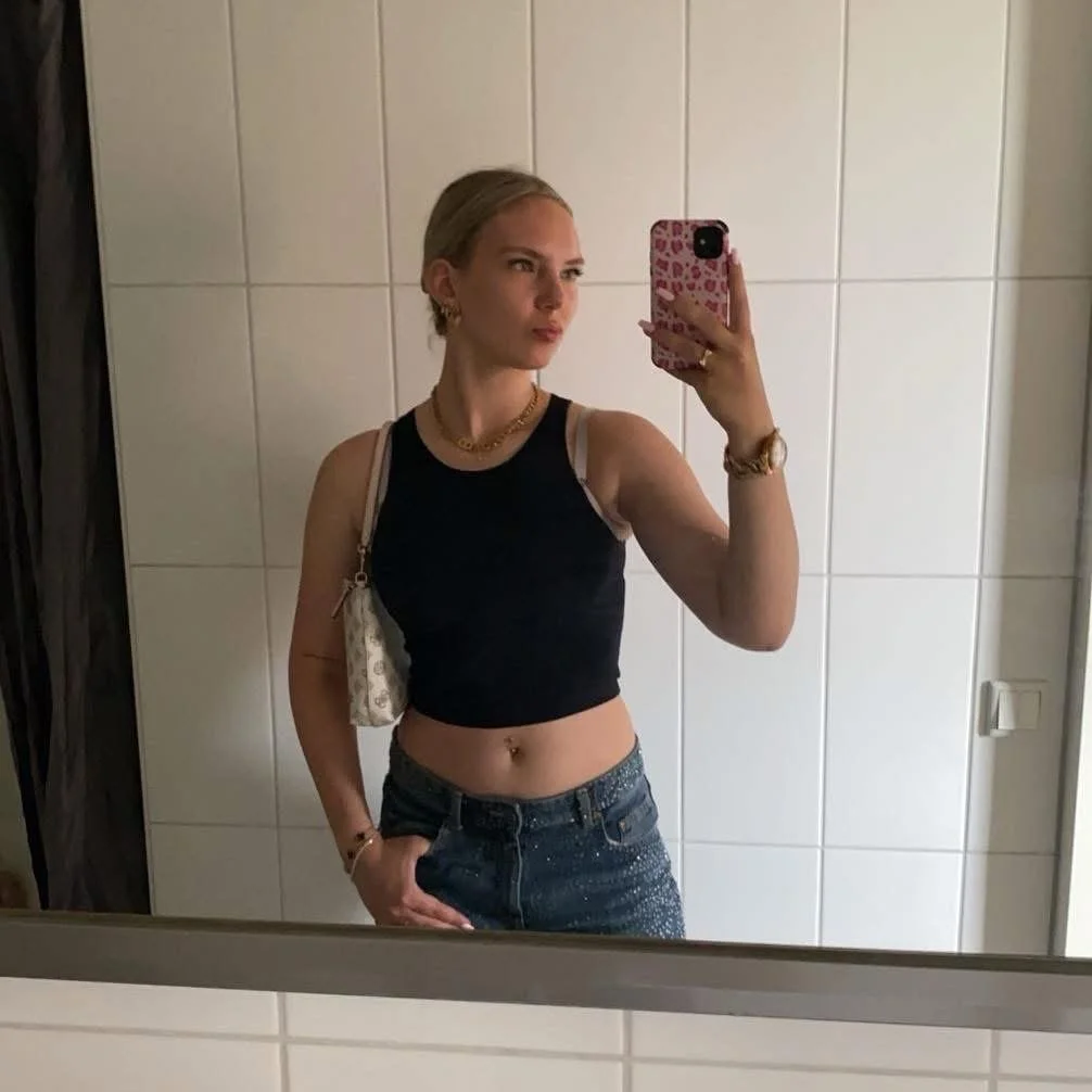 Hot body Dutch blonde slut image 7