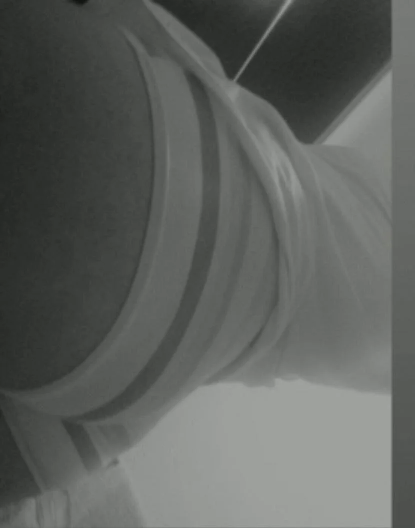Tremendas tetas de esta bastarda image 7