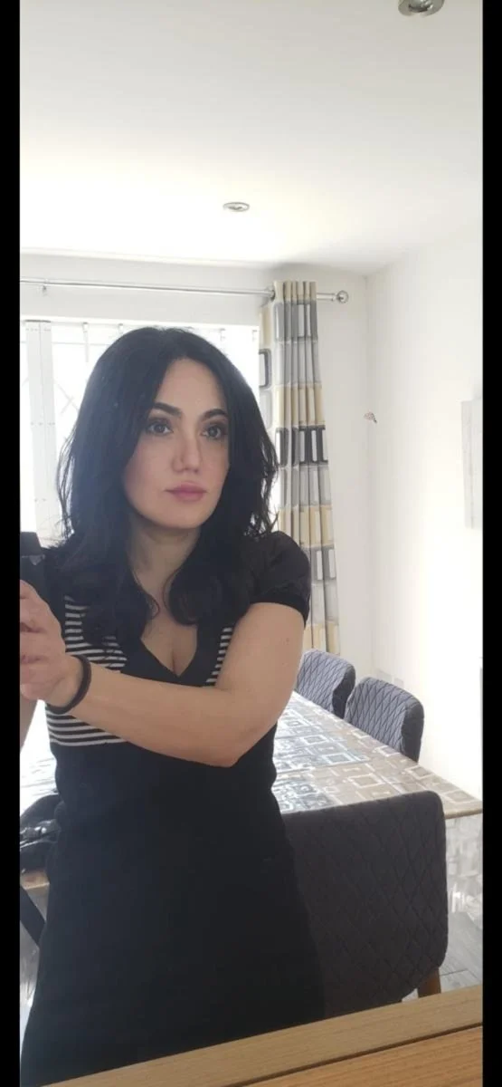 Lucy, 33 yo, married cheating Slut from London. Comment on this whore, for more image 12