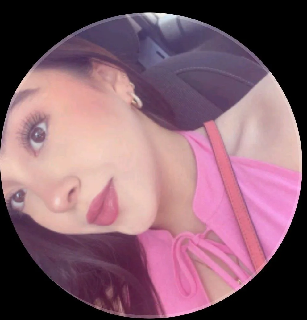 Su Instagram de esta rica tetona ig:isaalvarezzzz image 7