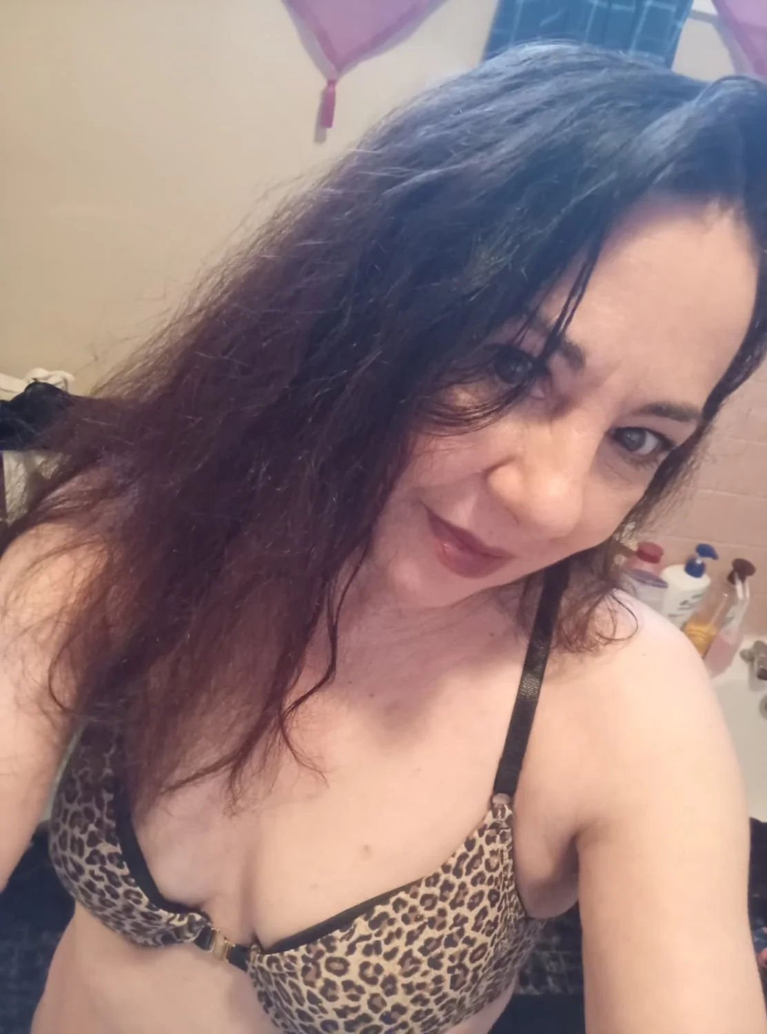 Carla amateur mature brunette image 11