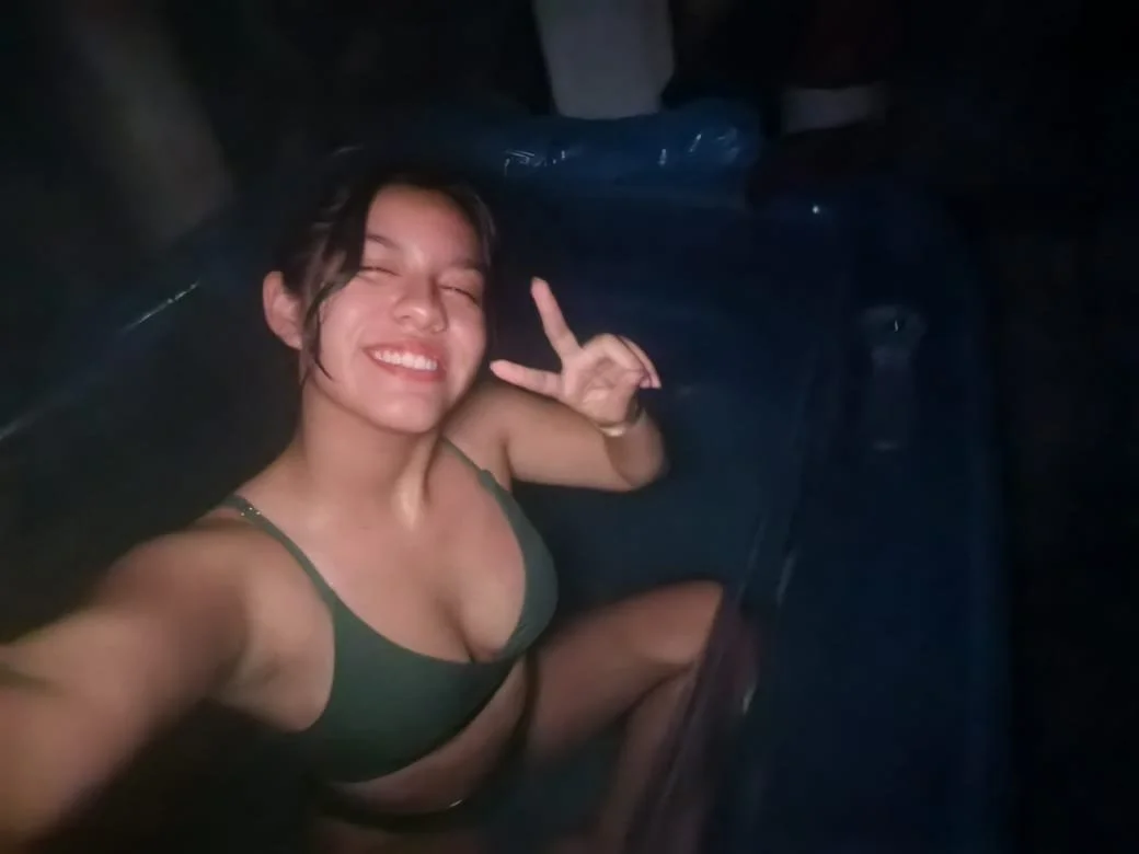 Toda una verdadera Puta como se le nota que le encanta la verga image 3