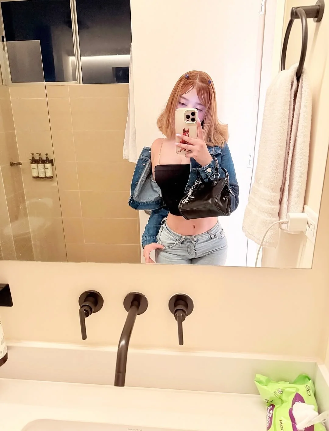 Sarita Sofía linda y caliente colombiana de gran culo y unas pedazos de tetas hot Big ass perra puta image 38