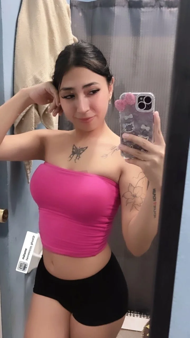 Girl Lesbiana sexy flakita rico culito puta main image