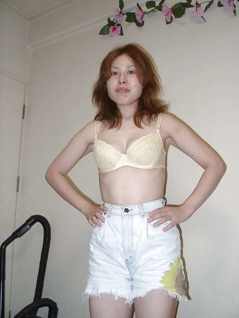 Japanese amateur milf 18-8 image 25