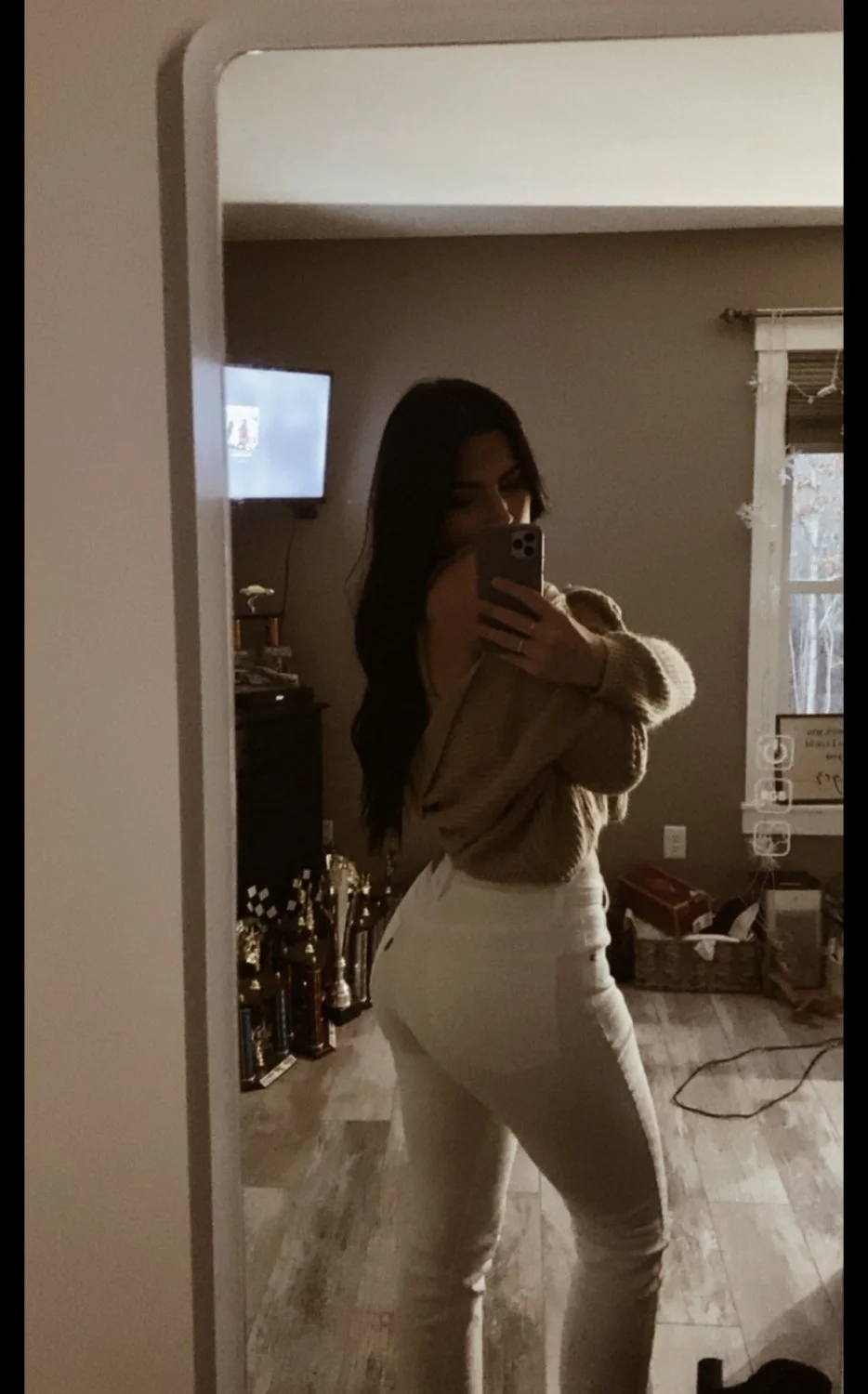 I have her nudes cash app me to see image 11