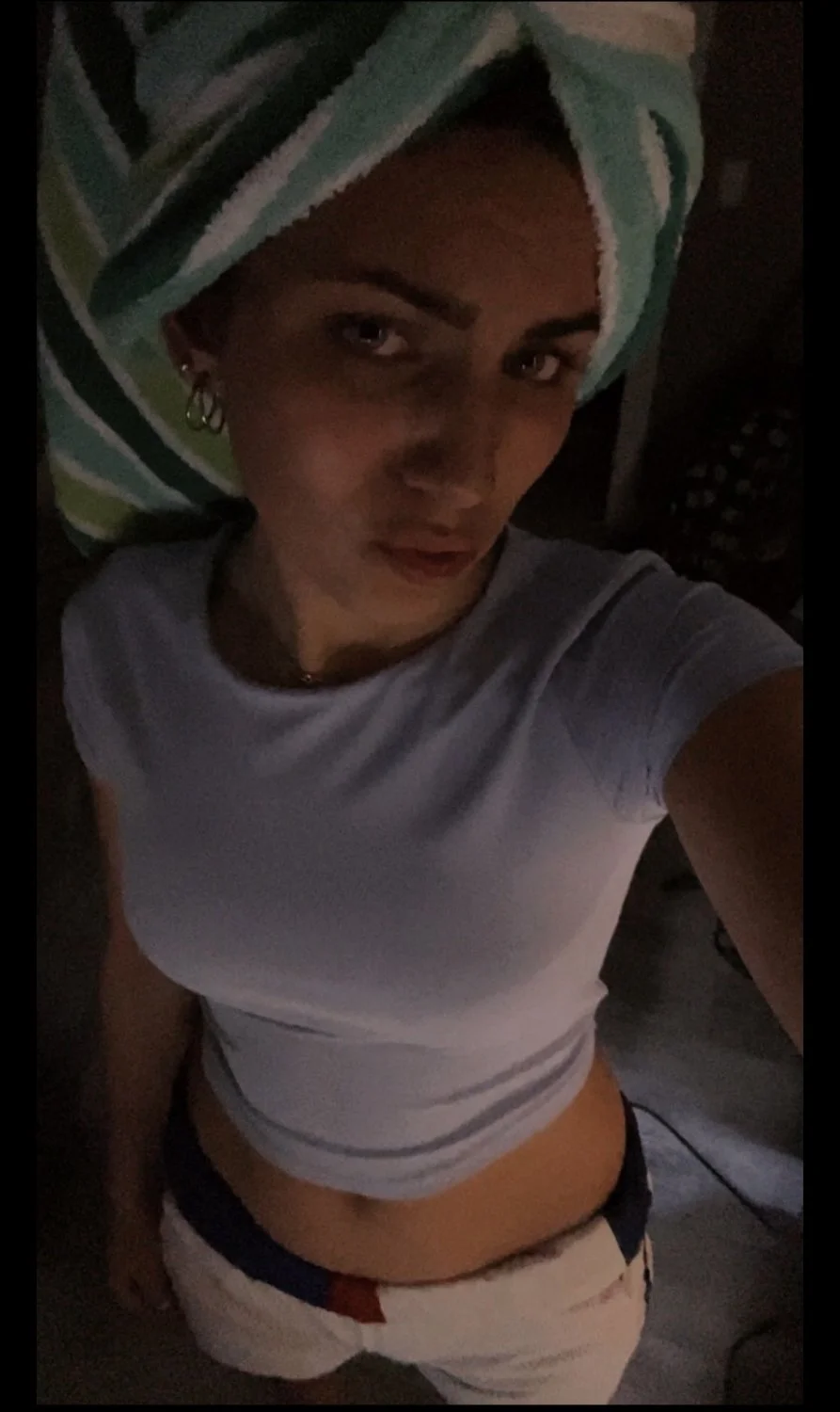 I have her nudes cash app me to see image 24