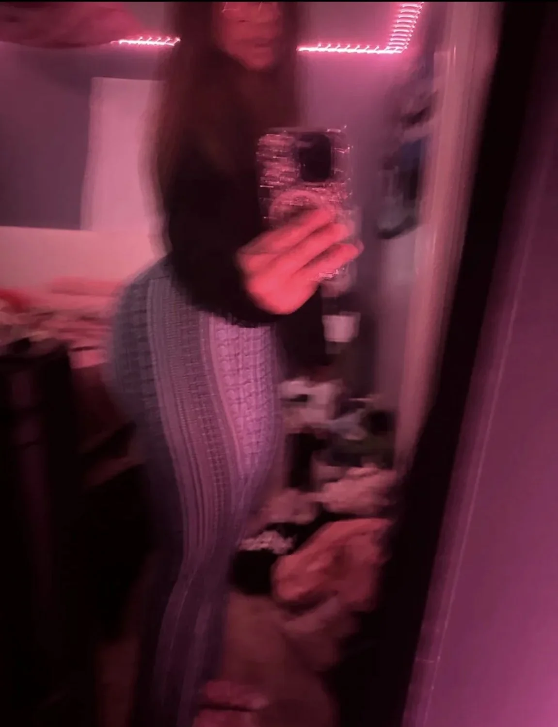 Fat Ass Thick scamming slut leak pt 2🍑 main image