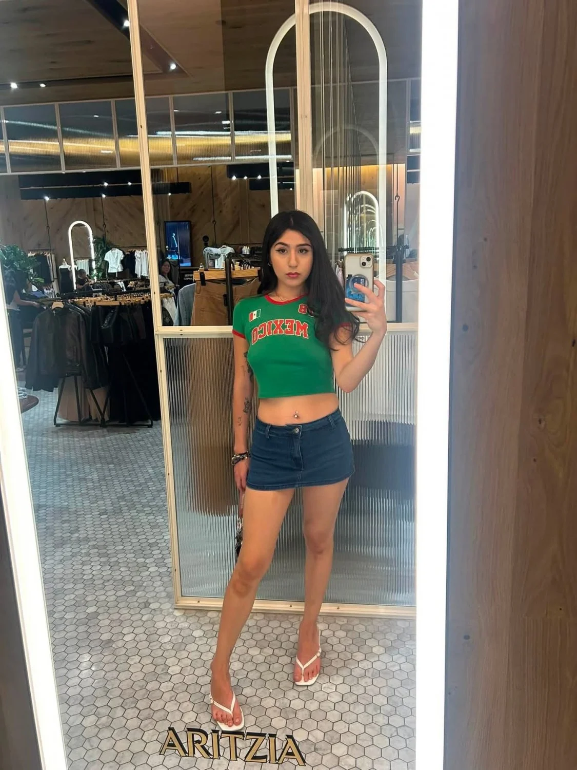 Who wears the Mexican jersey better image 1