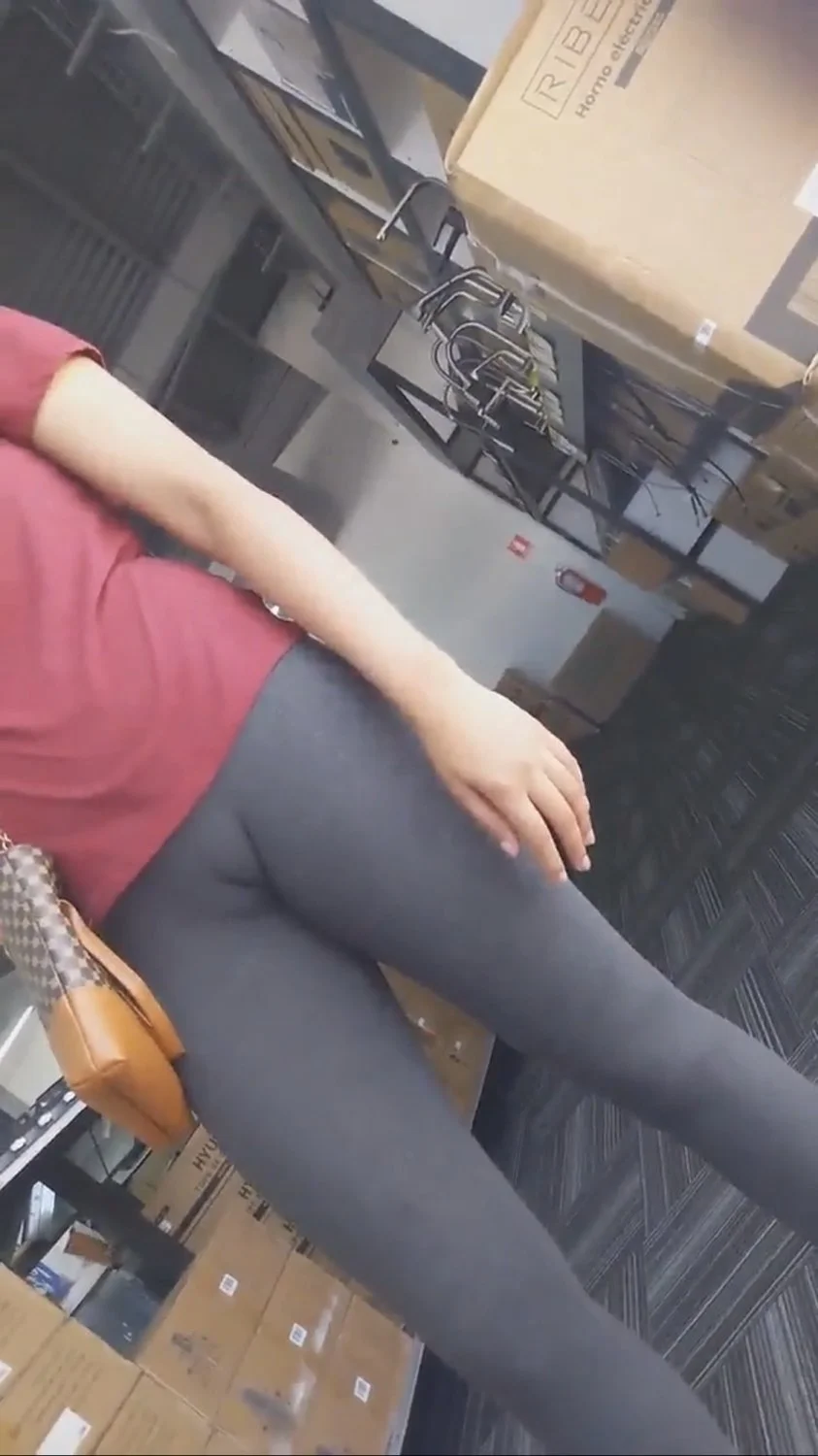 Creeper Keeper: you can park a bike in this whores swollen puffy cunt🔥🔥 image 13