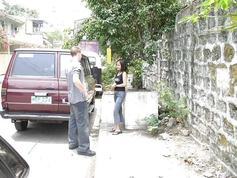 Filipina Teen Street Prostitute image 37