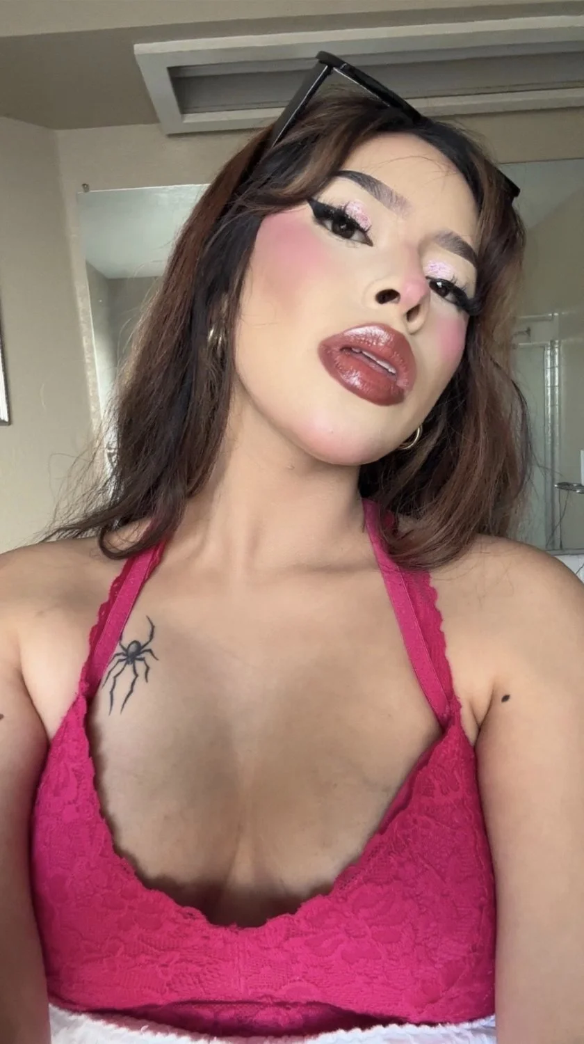 Thick Latina slut Monse image 19