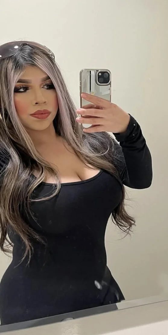 Homies slut gf begging for it she a baddie latina main image
