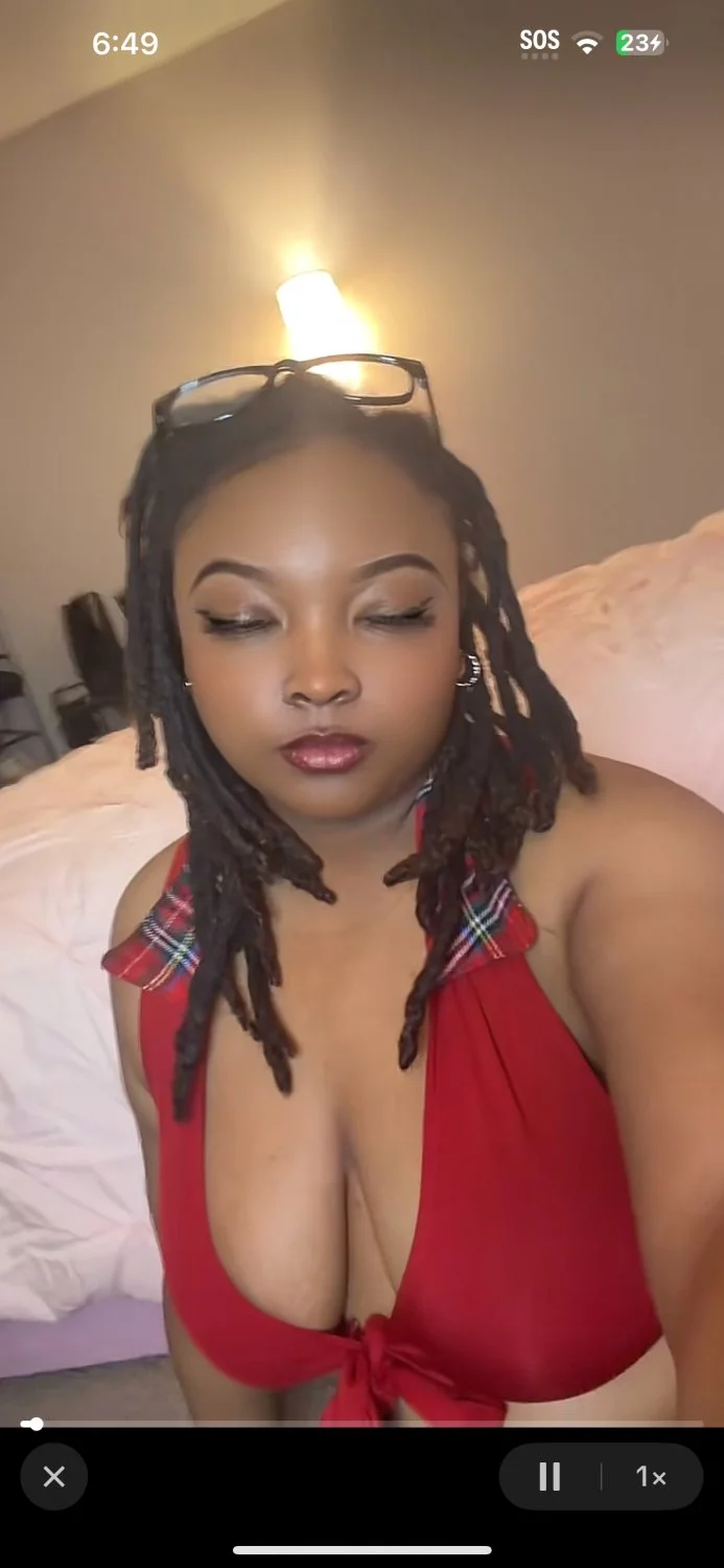 Slut loves attention image 11