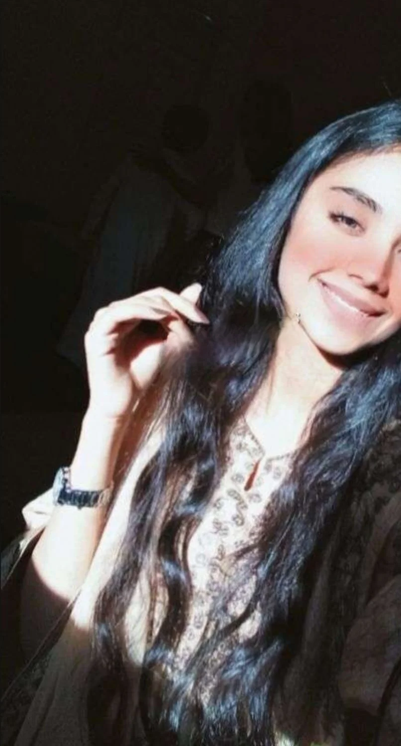 Arab Gulf girl main image