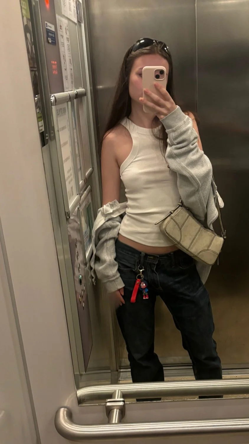 Slutty Girlfriend image 4