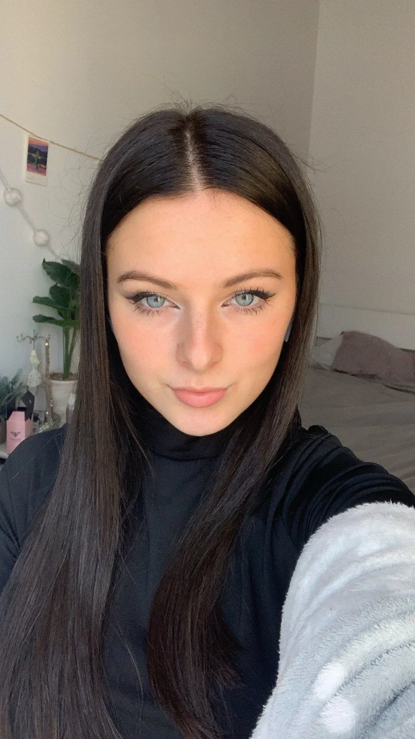 Slutty Girlfriend image 7