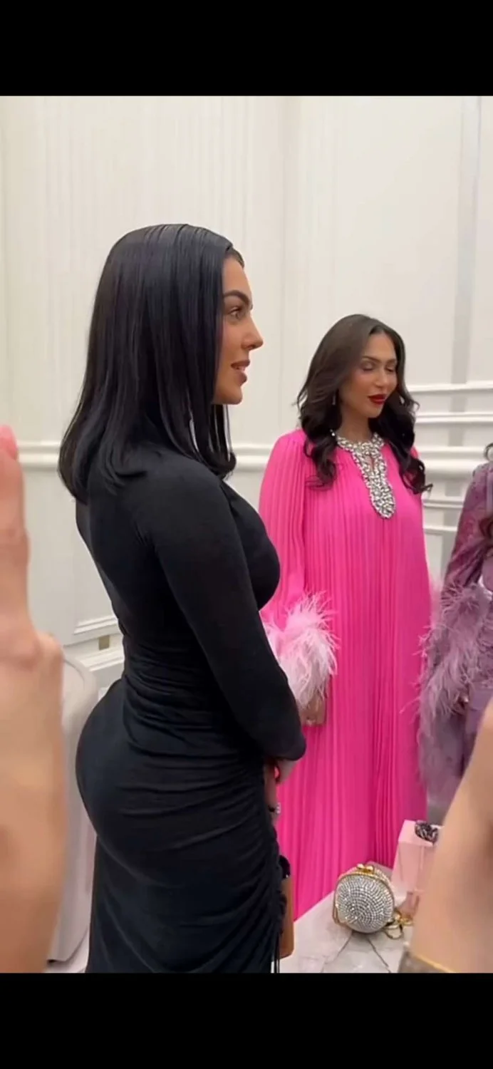 Georgina Rodriguez perfect body image 48