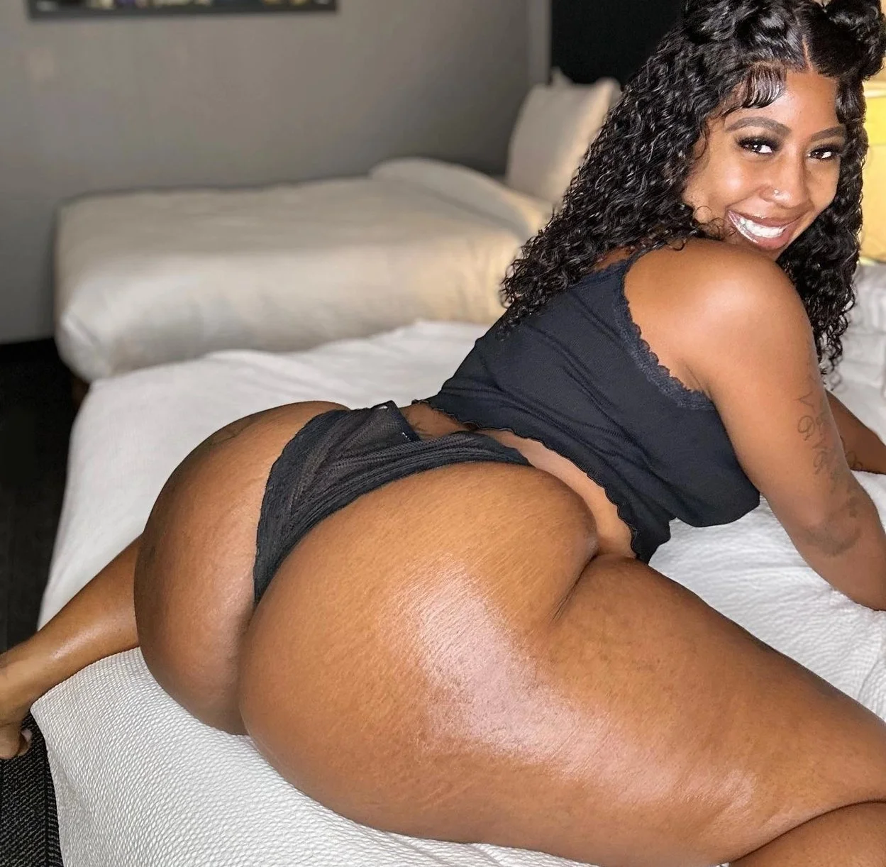 Starla Jo image 2