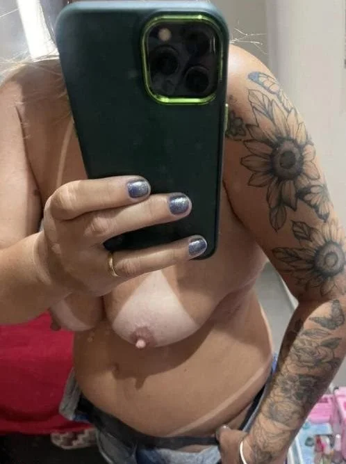 As putas todas de Campo Grande, RJ sendo explanadas. Essa é casada image 4