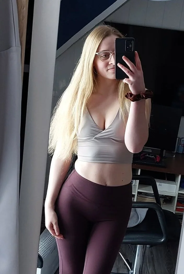 German Slut M. image 5