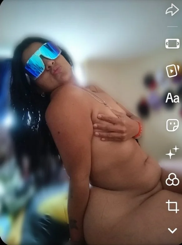 Últimas fotos de estas caderotas y nalgotas moustrosas. image 13