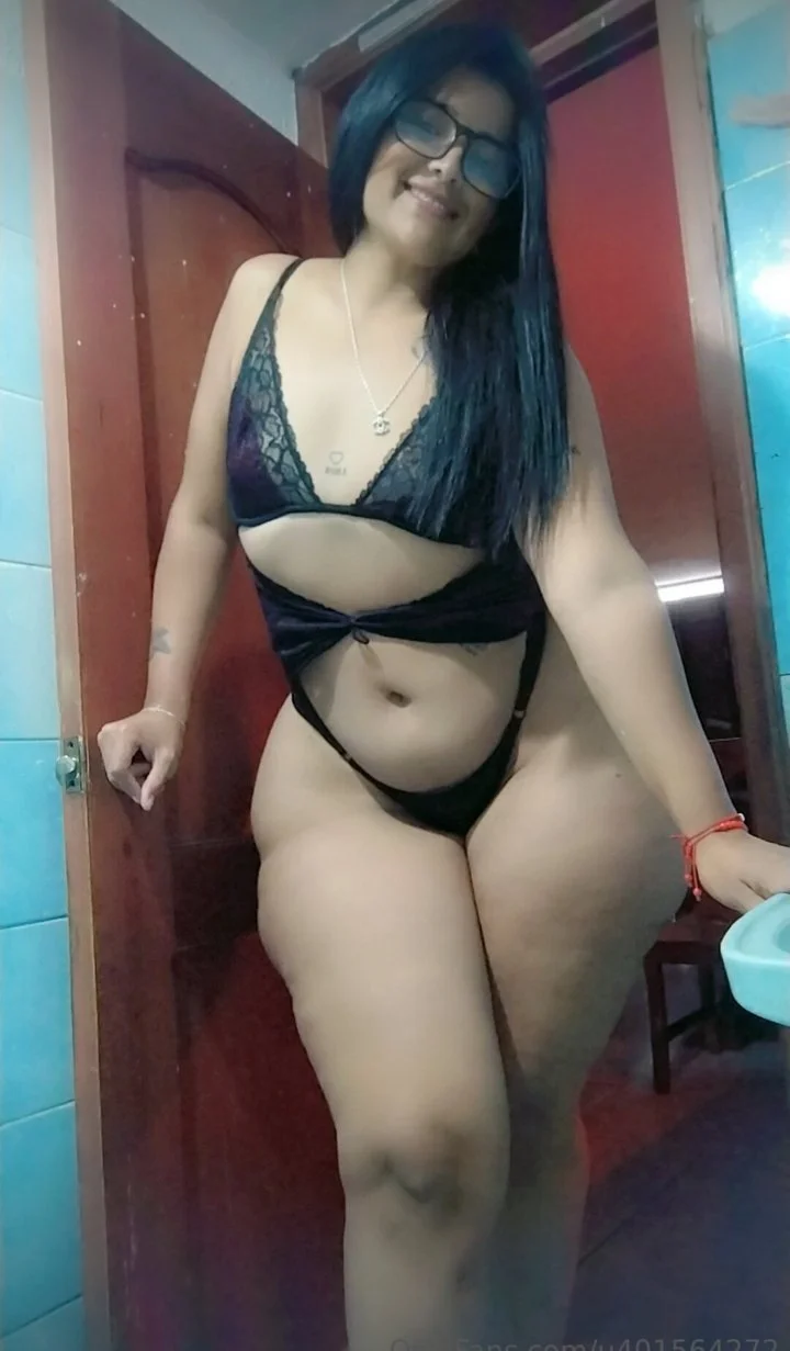 Últimas fotos de estas caderotas y nalgotas moustrosas. image 20
