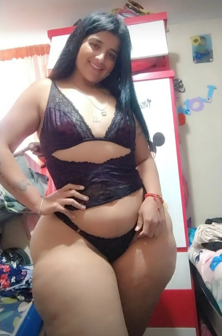 Últimas fotos de estas caderotas y nalgotas moustrosas. image 9