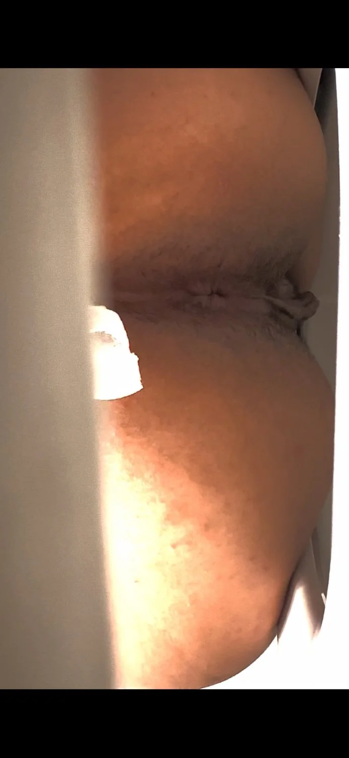 Big booty Latina winking that asshole for daddy image 2