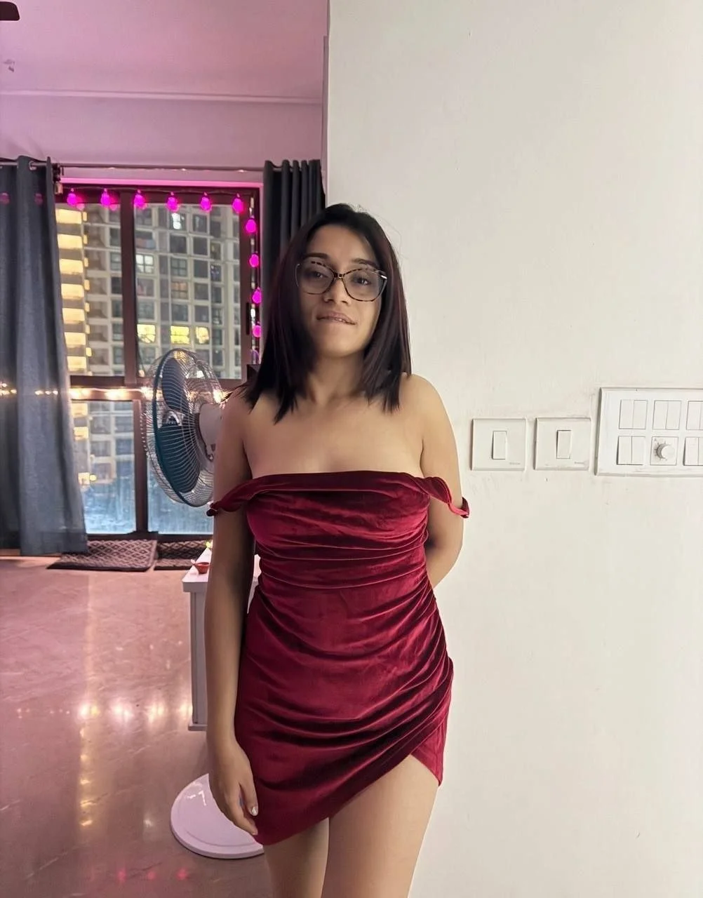 457 - Horny Indian girl fucked main image