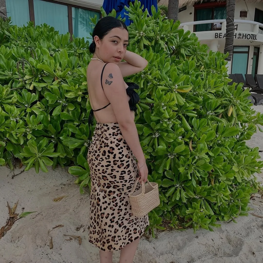 Elisa puta de 21 años exhibida por seguidor image 12