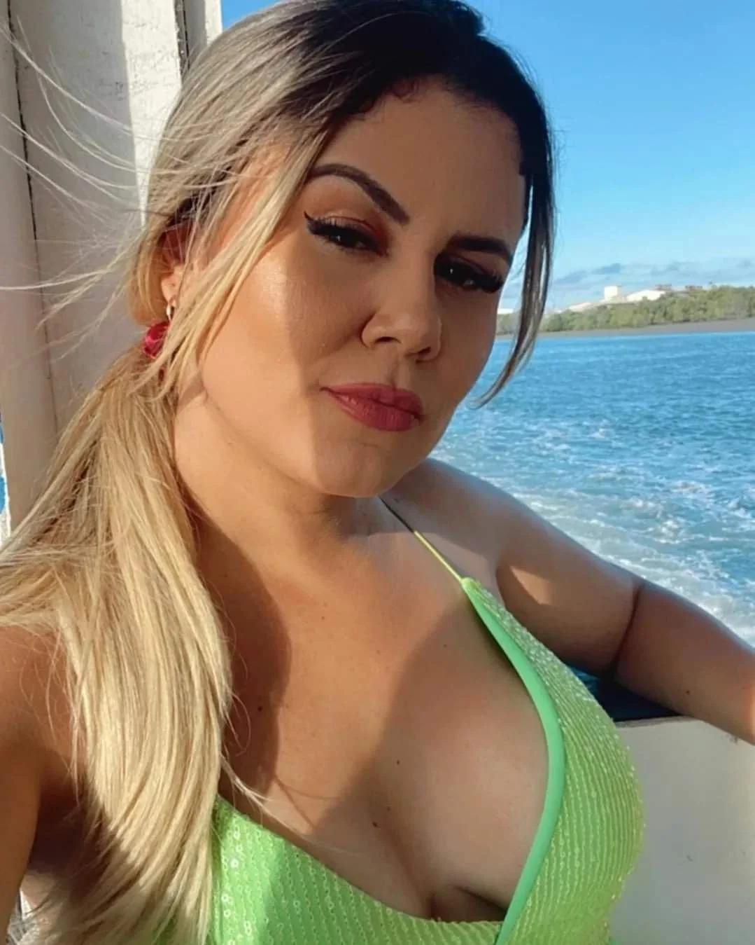 Alînē Rēïs Loirinha Linda image 17