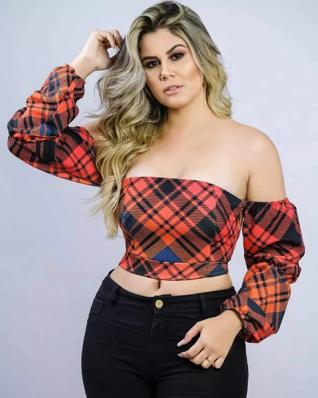 Alînē Rēïs Loirinha Linda image 27
