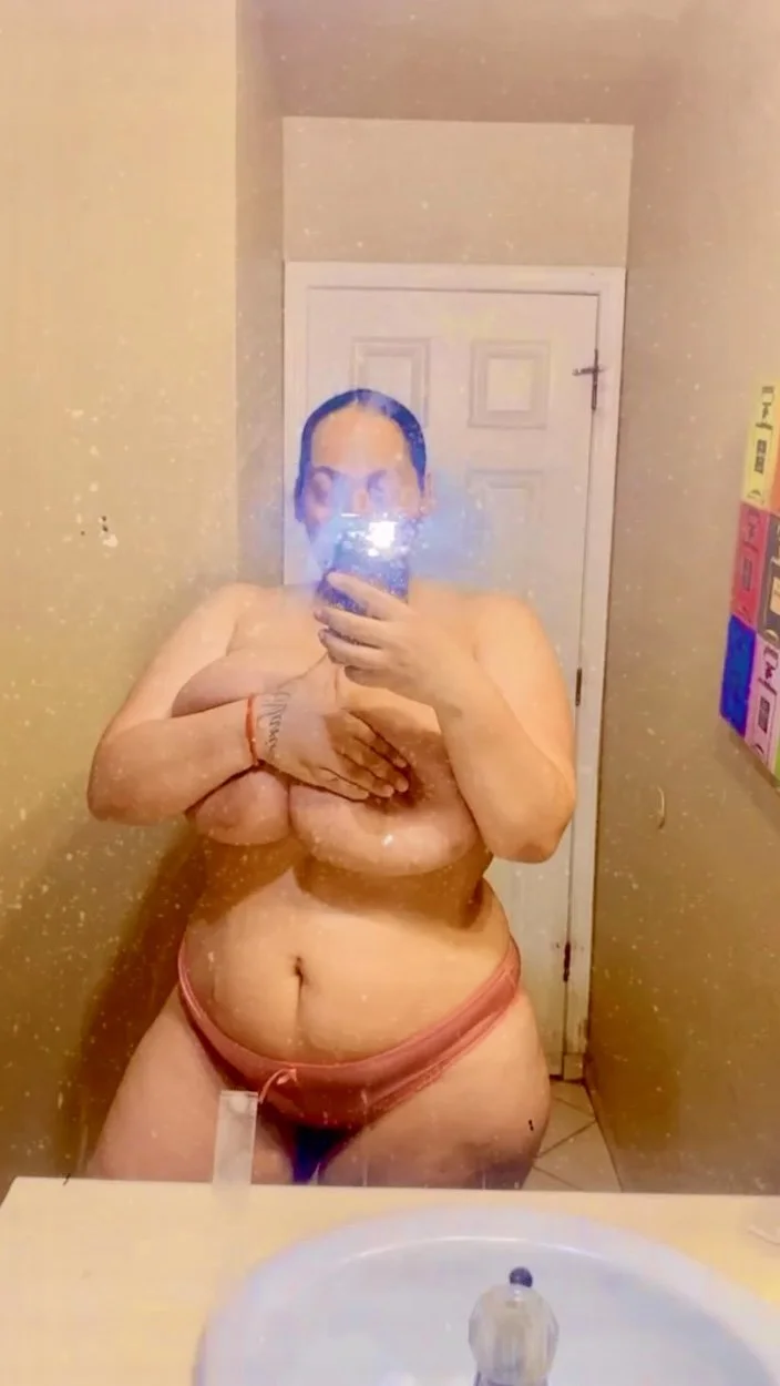 Aaliyah image 2