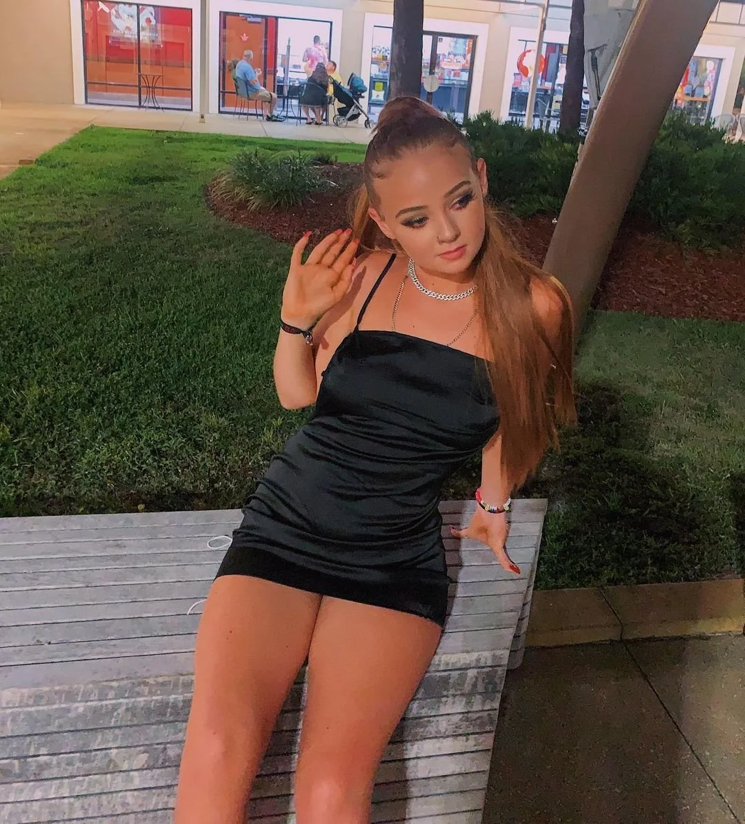 Namorada novinha puta vazada pelo ex corno, casal novinho amador caiu na net fudendo videos novos main image
