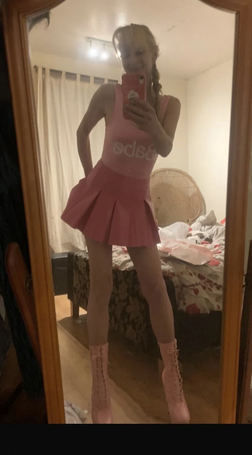 Babe milf image 3