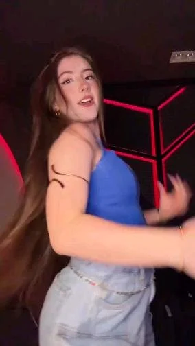 Novas video e fotos na Sofia...Sofia Espanha delicinha muito linda main image