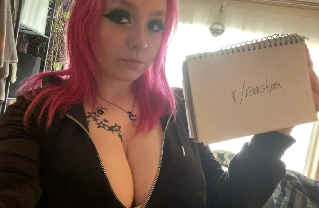 Just a desperate lil slut thirsty for your attention image 3