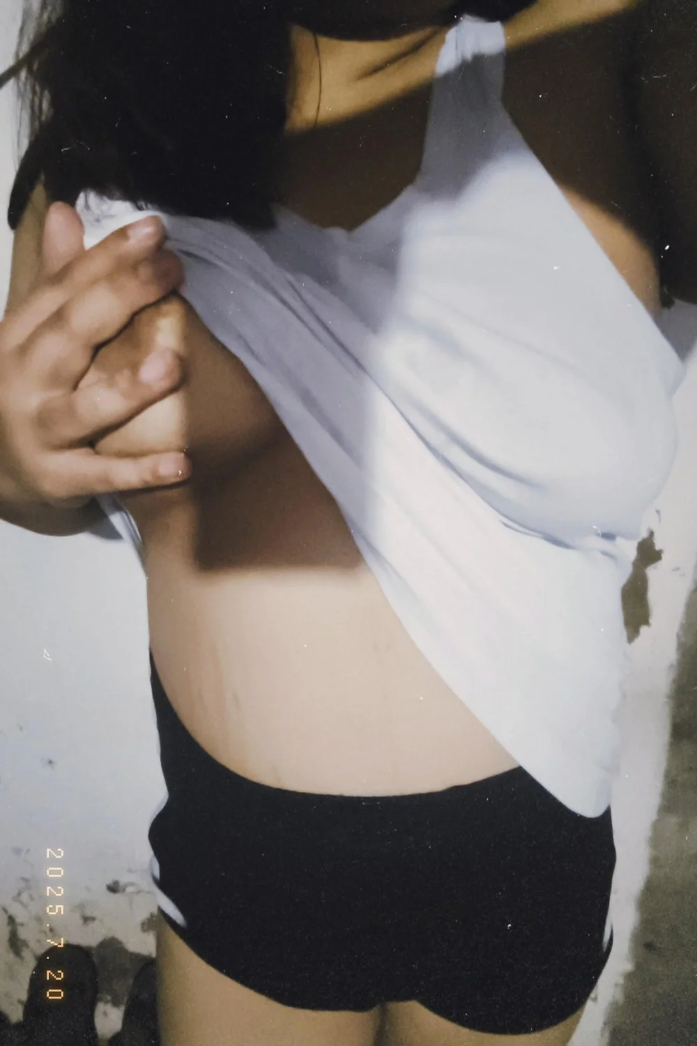 Chubby asian I want to fuck. image 10