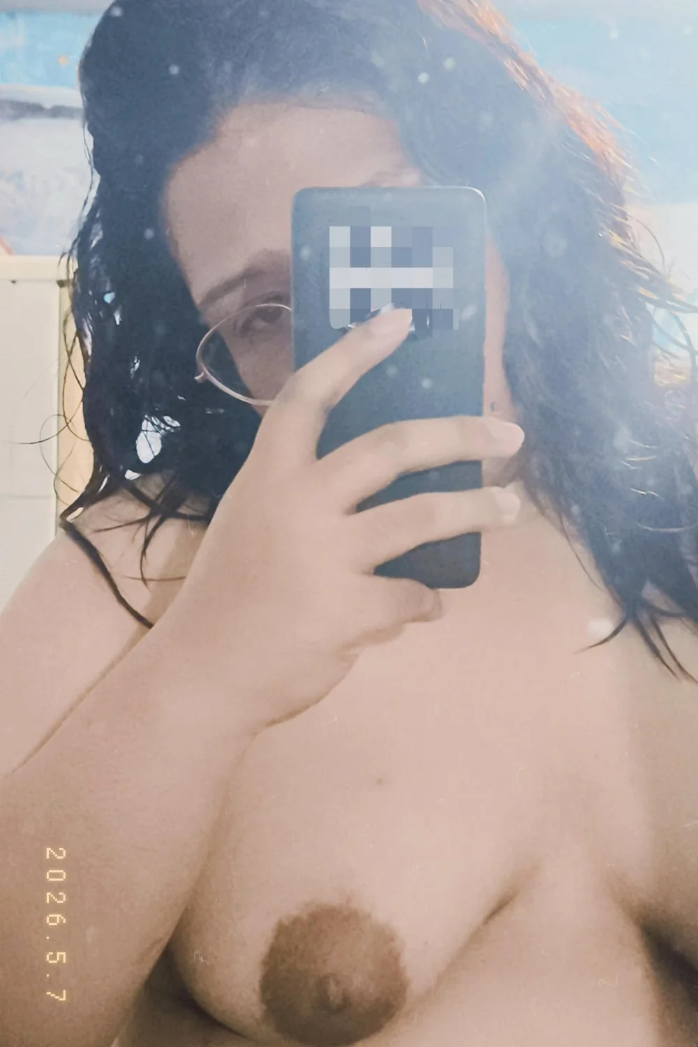 Chubby asian I want to fuck. image 9