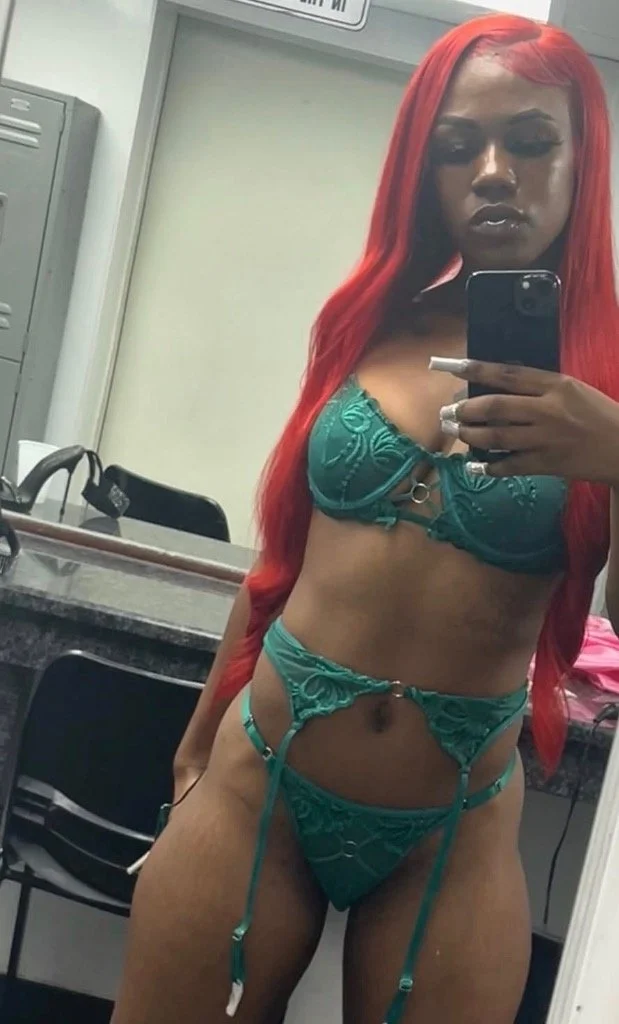 Only the baddest bitches 🔥 image 3