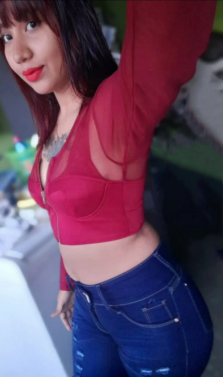 Girl Putita morena flakita y sexy image 34
