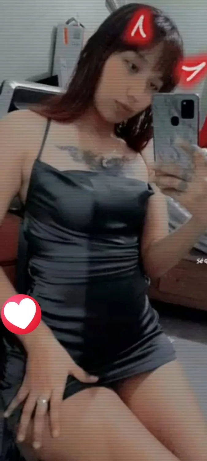 Girl Putita morena flakita y sexy image 40