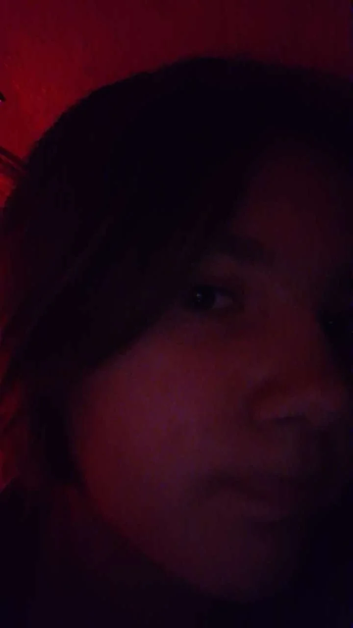 Guy likes his girlfriend to be with other men. image 28
