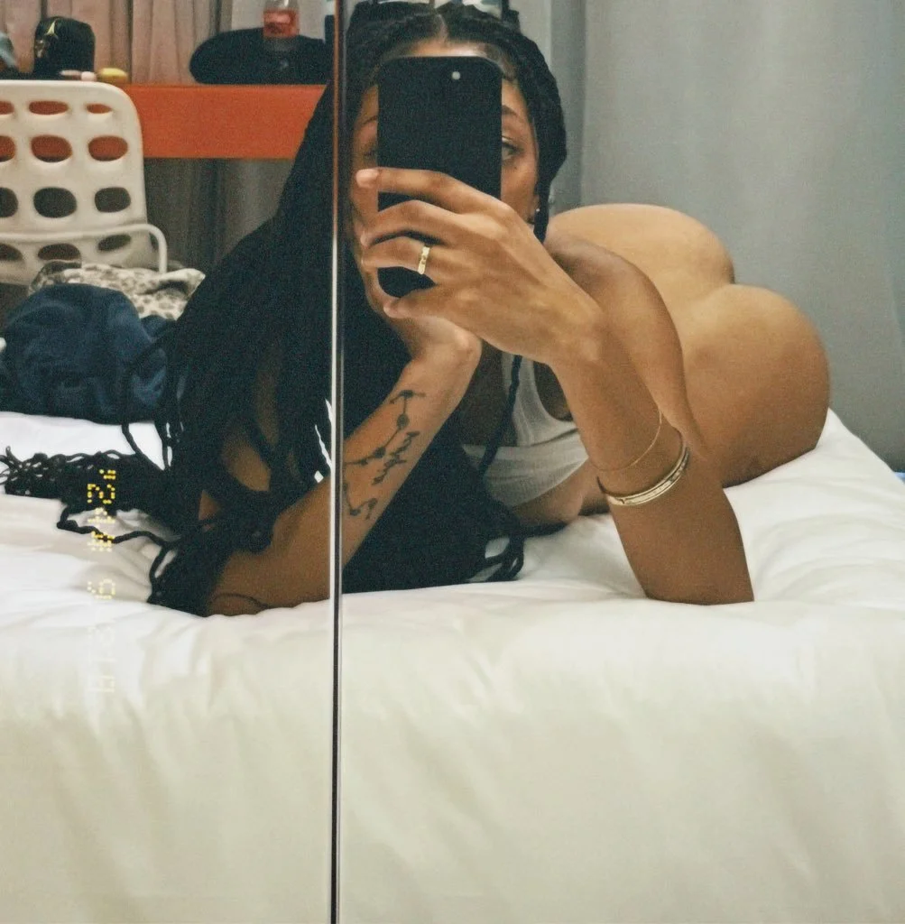 Petite slut exposed image 4