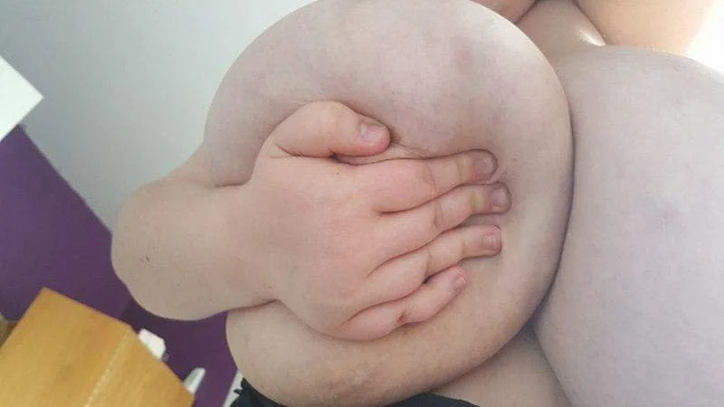 This Week in Huge Tits image 18